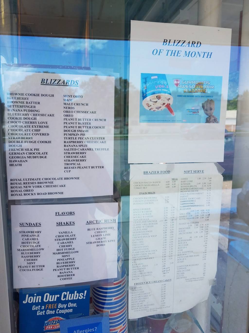 Dairy Queen | restaurant | 17207 E 9 Mile Rd, Eastpointe, MI 48021, USA | 5867738570 OR +1 586-773-8570