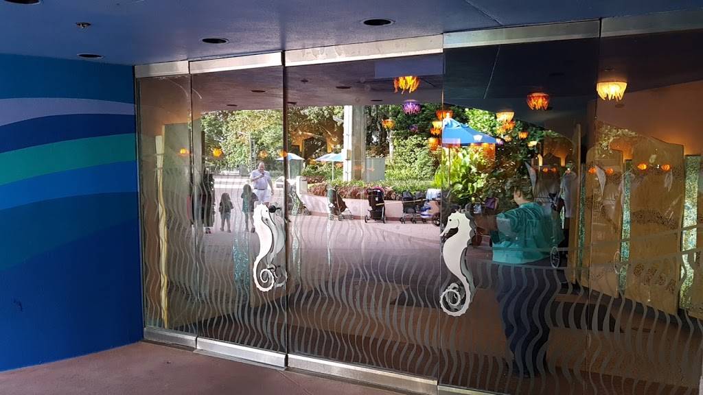 Coral Reef Restaurant | restaurant | 1520 Avenue of the Stars, Orlando, FL 32836, USA | 4079393463 OR +1 407-939-3463