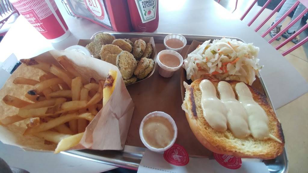 Hat Creek Burger Company | restaurant | 99 Old Waco Rd, Temple, TX 76502, USA | 2542313164 OR +1 254-231-3164