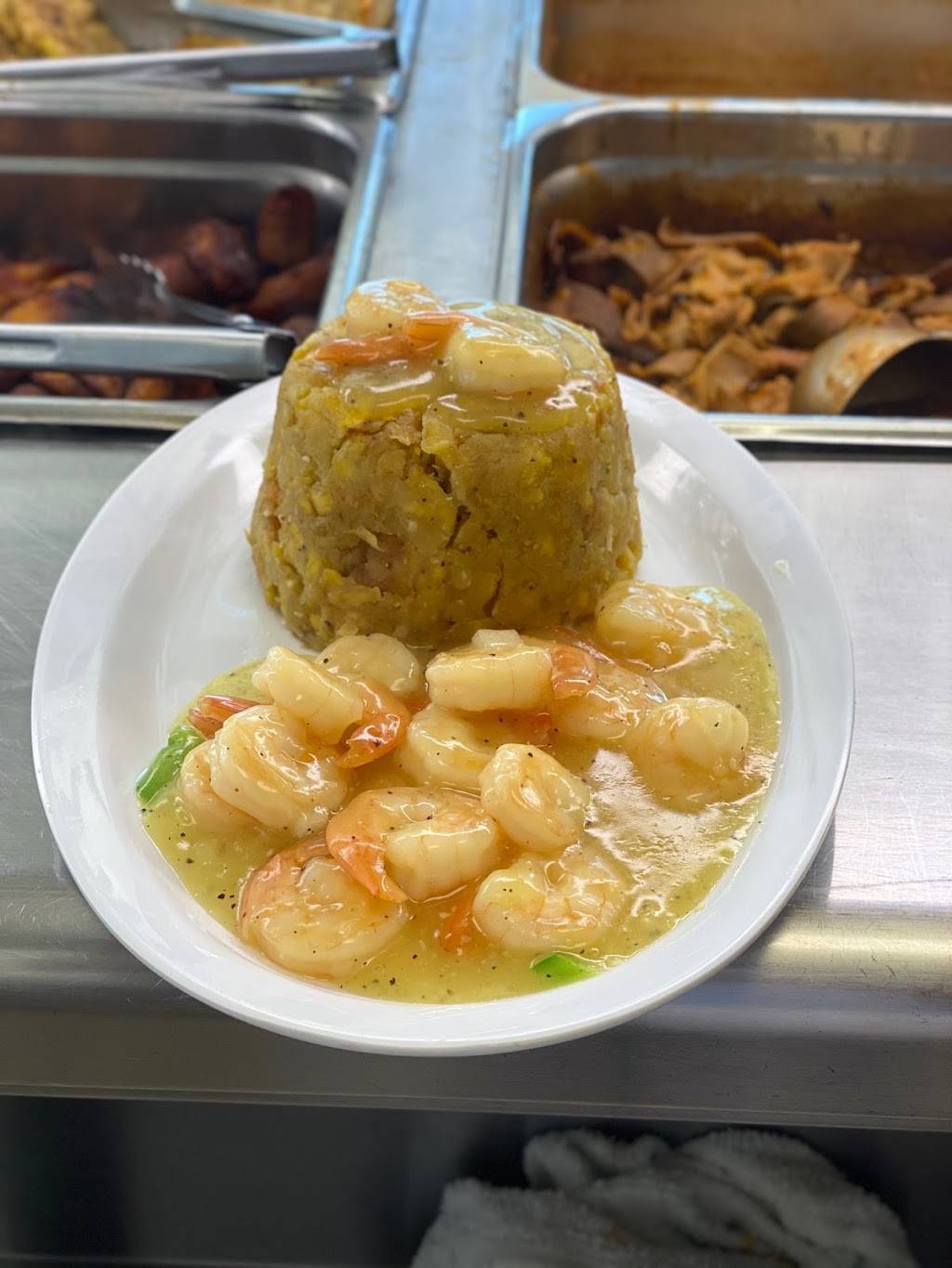 La Lechonera El Barrio | restaurant | 435 N Semoran Blvd, Orlando, FL 32807, USA | 4073843145 OR +1 407-384-3145