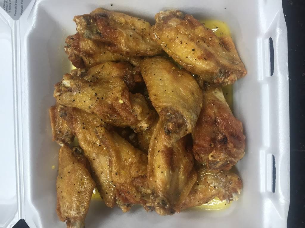 Wing Cookout | restaurant | 303 W 70th St, Shreveport, LA 71106, USA | 3186265727 OR +1 318-626-5727