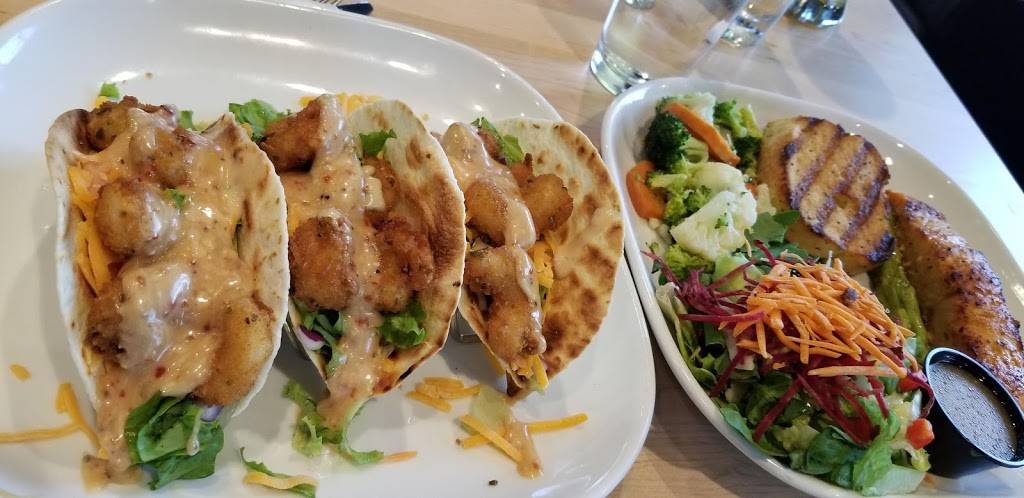 Boston Pizza | restaurant | 161 Boulevard Saint-Joseph, Drummondville, QC J2C 2A7, Canada | 8194756222 OR +1 819-475-6222