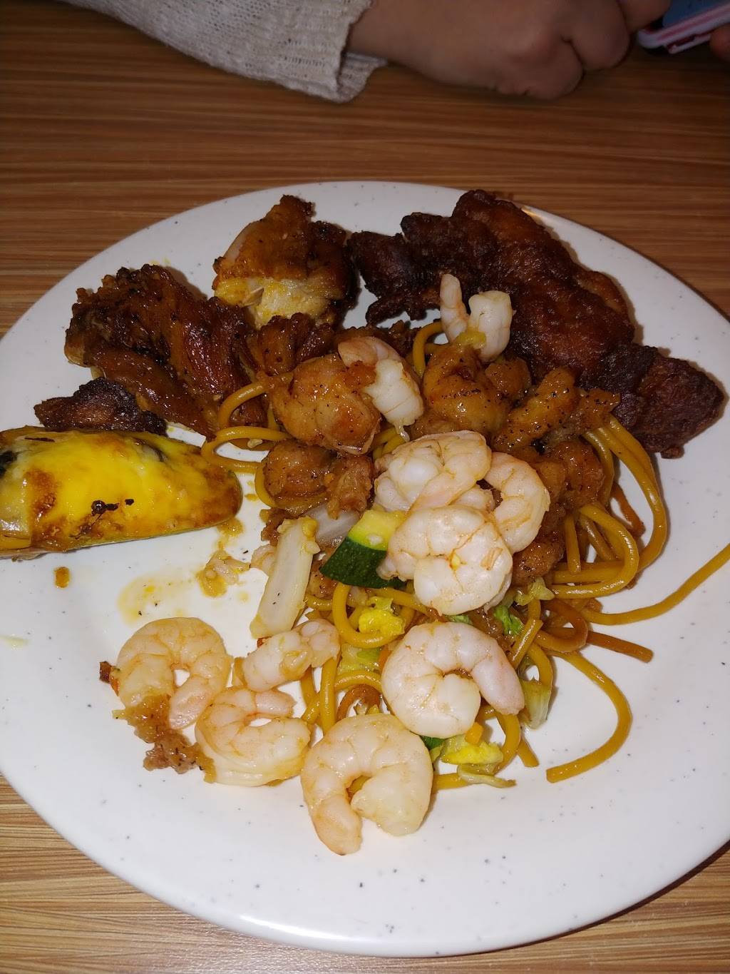 Grand China Buffet | restaurant | 11226 Chicago Cir, Omaha, NE 68154, USA | 4025043711 OR +1 402-504-3711