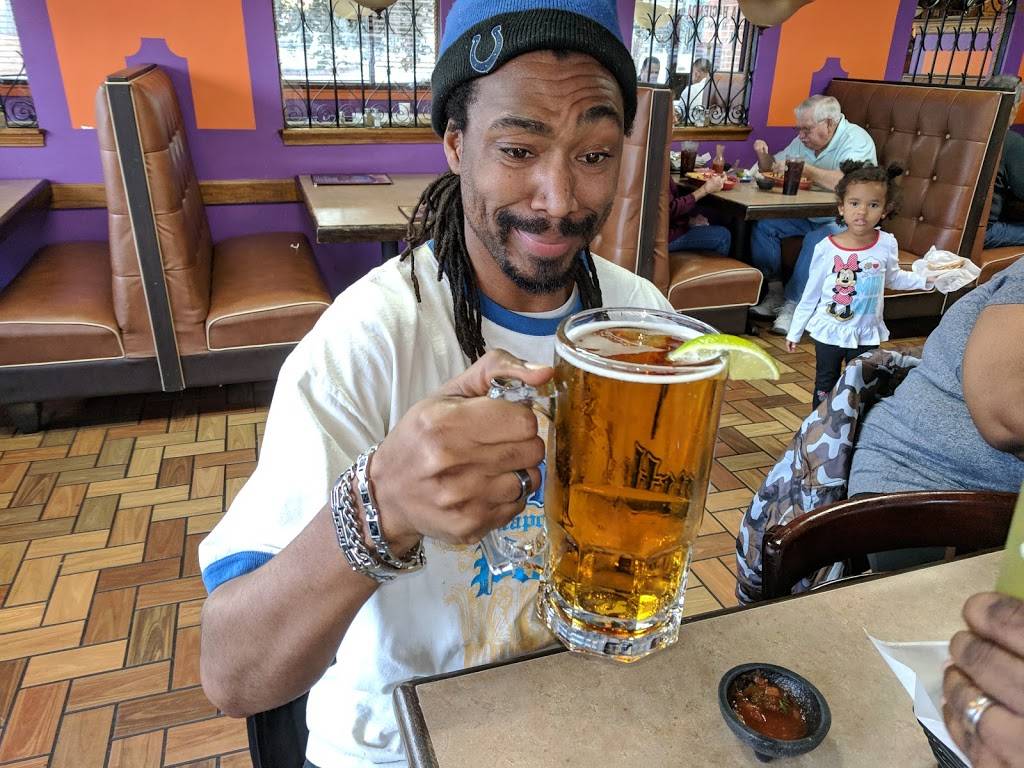 La Hacienda Mexican Restaurant | restaurant | 1012 Sunset Ave, Clinton, NC 28328, USA | 9105925896 OR +1 910-592-5896