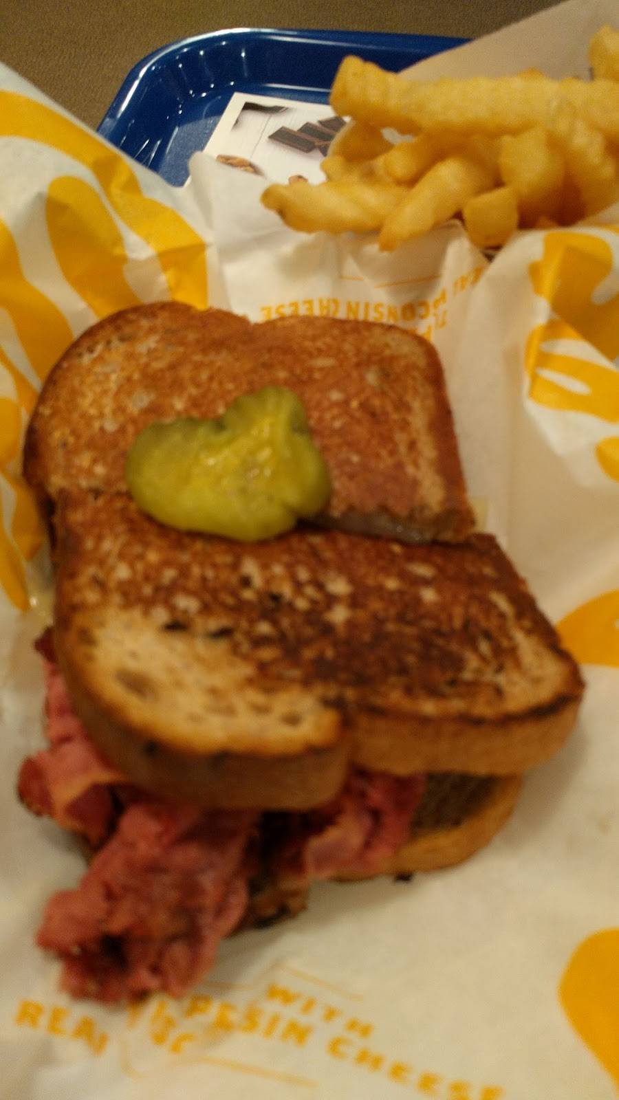 Culvers | restaurant | W186N9581 Bancroft Dr, Menomonee Falls, WI 53051, USA | 2622557718 OR +1 262-255-7718