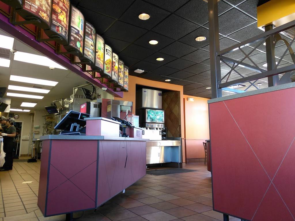 Taco Bell | meal takeaway | 2808 Denton Hwy, Haltom City, TX 76117, USA | 8178342531 OR +1 817-834-2531