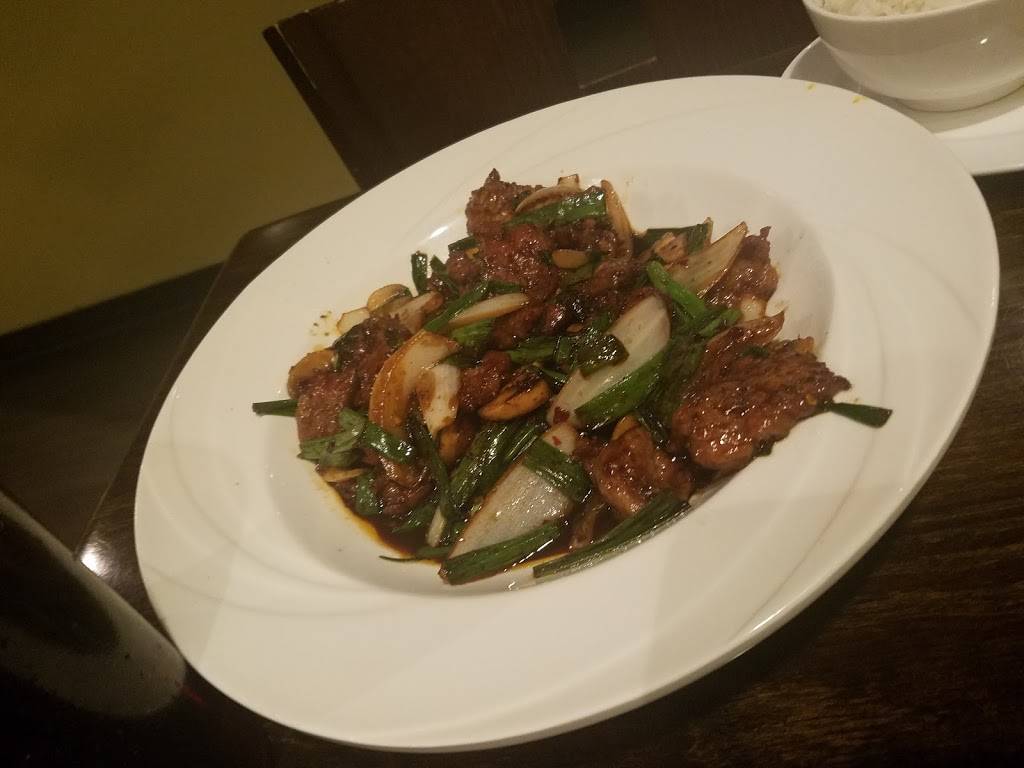 Ming Fu Chinese & Sushi - Matthews | restaurant | 115 W John St, Matthews, NC 28105, USA | 7048446181 OR +1 704-844-6181