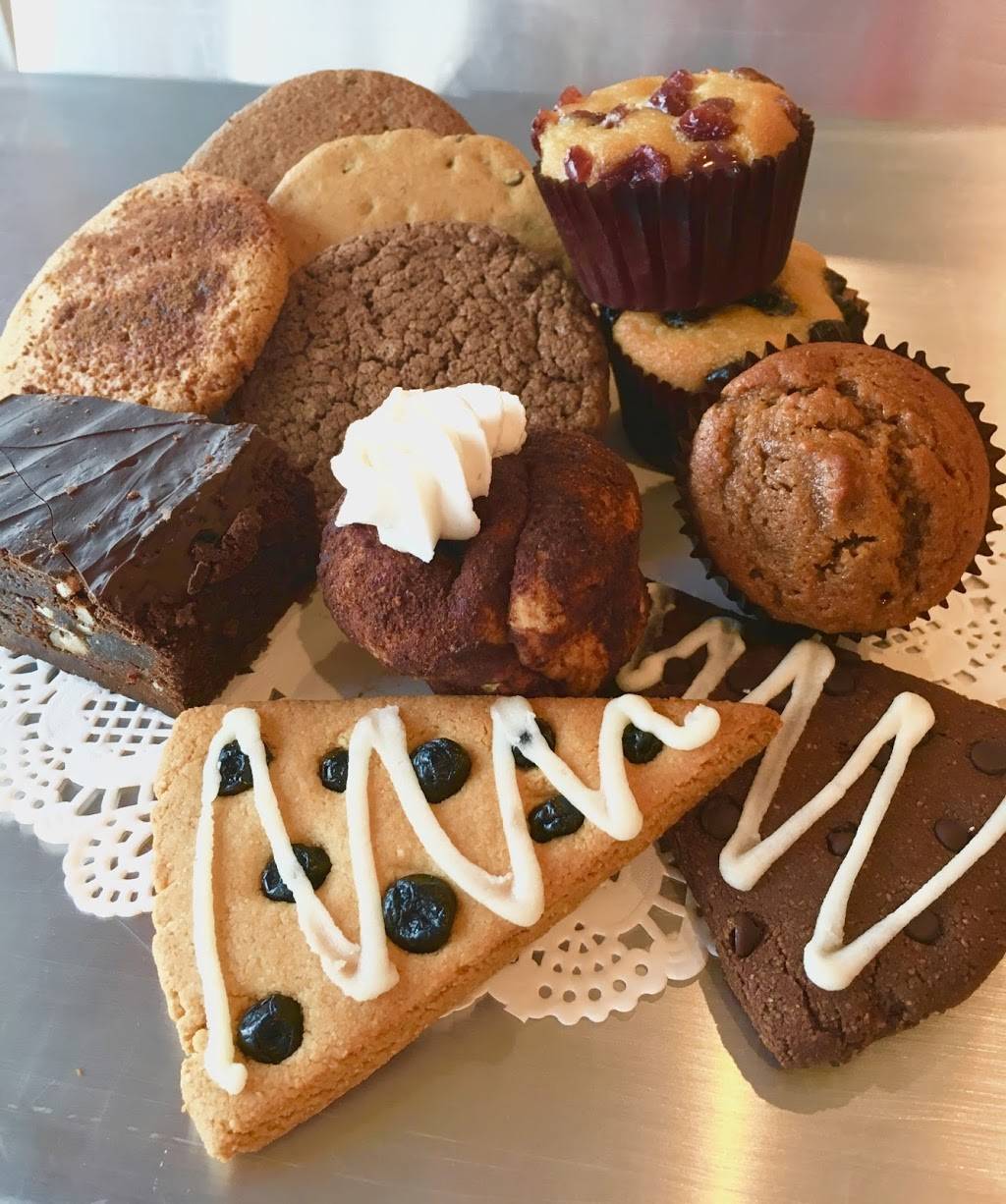 Snackin Free | restaurant | 41539 Kalmia St #102, Murrieta, CA 92562, USA | 9513042433 OR +1 951-304-2433