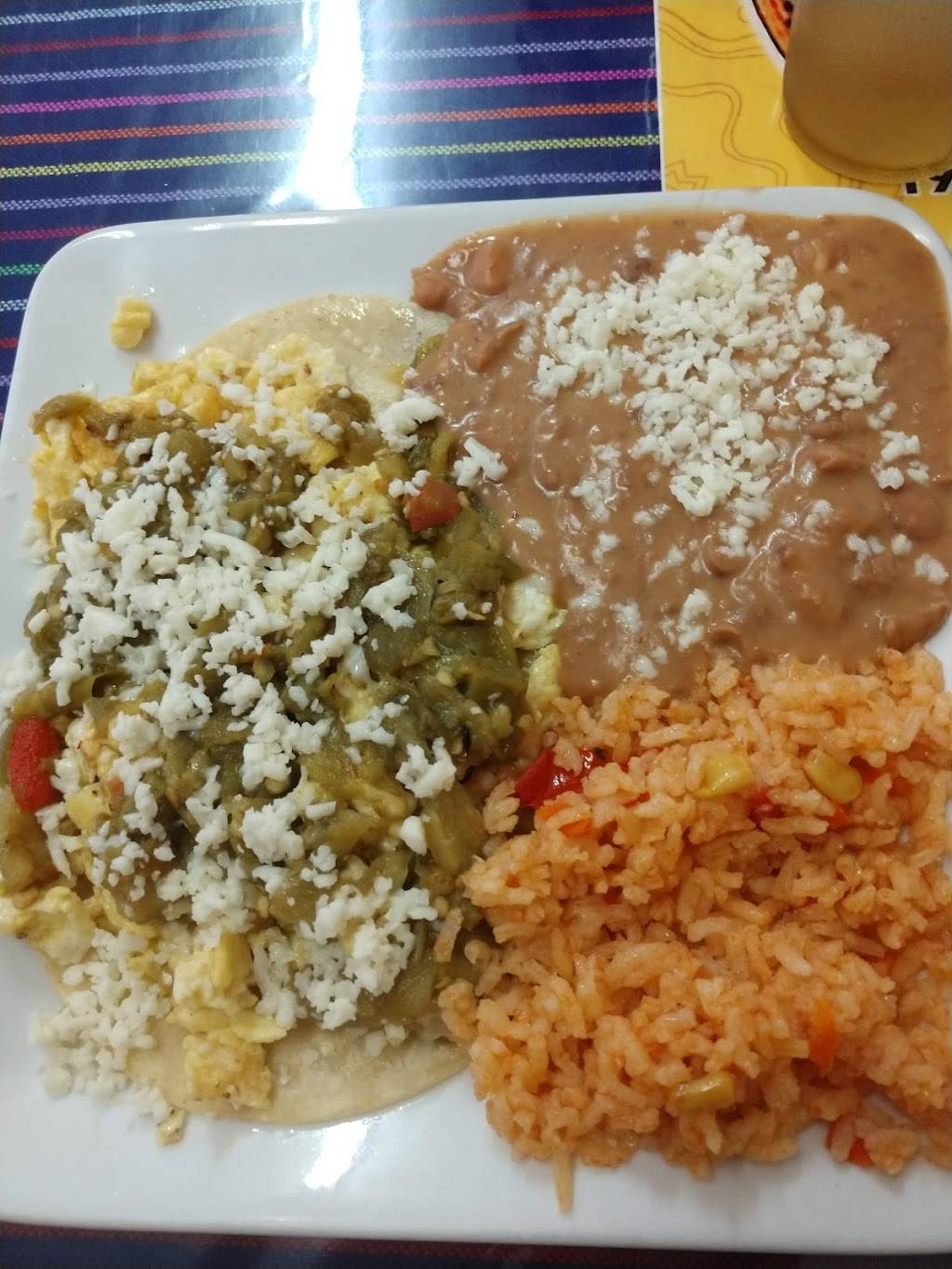 El Taco Riendo | restaurant | 1926 Isleta Blvd SW, Albuquerque, NM 87105, USA | 5052480207 OR +1 505-248-0207