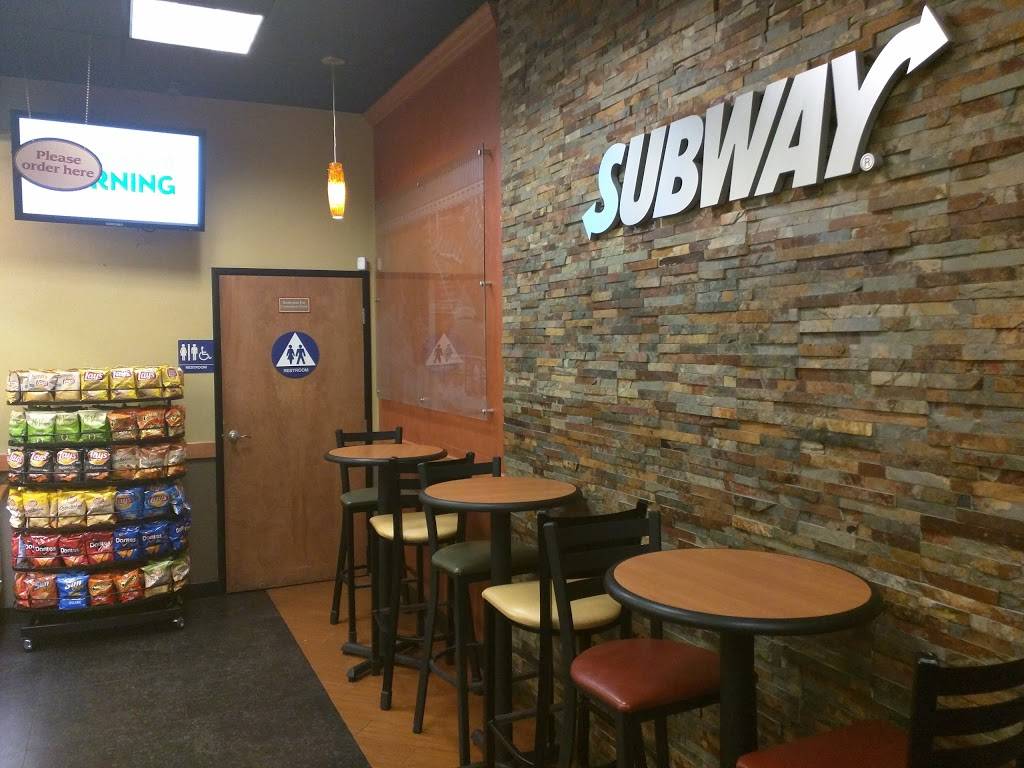 Subway | meal takeaway | 1667 E Colorado Blvd, Pasadena, CA 91106, USA | 6267937516 OR +1 626-793-7516