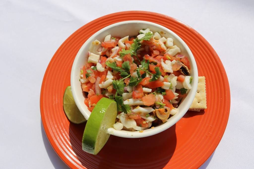 Rinconcito VIP | restaurant | 2911 Arlington Dr, Alexandria, VA 22306, USA | 7037652200 OR +1 703-765-2200