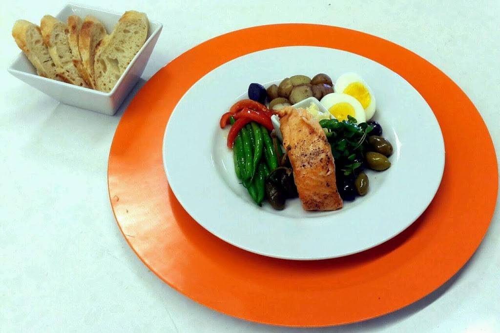 Blue Oak Cafe | restaurant | 1000 Oak St, Oakland, CA 94607, USA | 5103188400 OR +1 510-318-8400