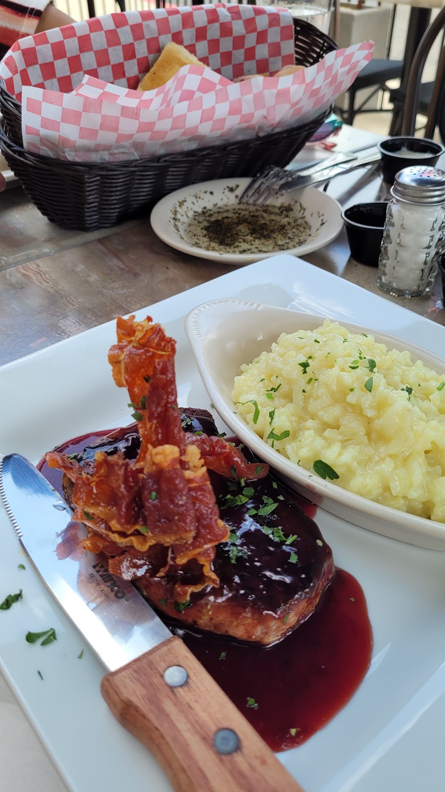 GrapeVines Casual Italian | restaurant | 2619 Freedom Pkwy, Cumming, GA 30041, USA | 7708444416 OR +1 770-844-4416