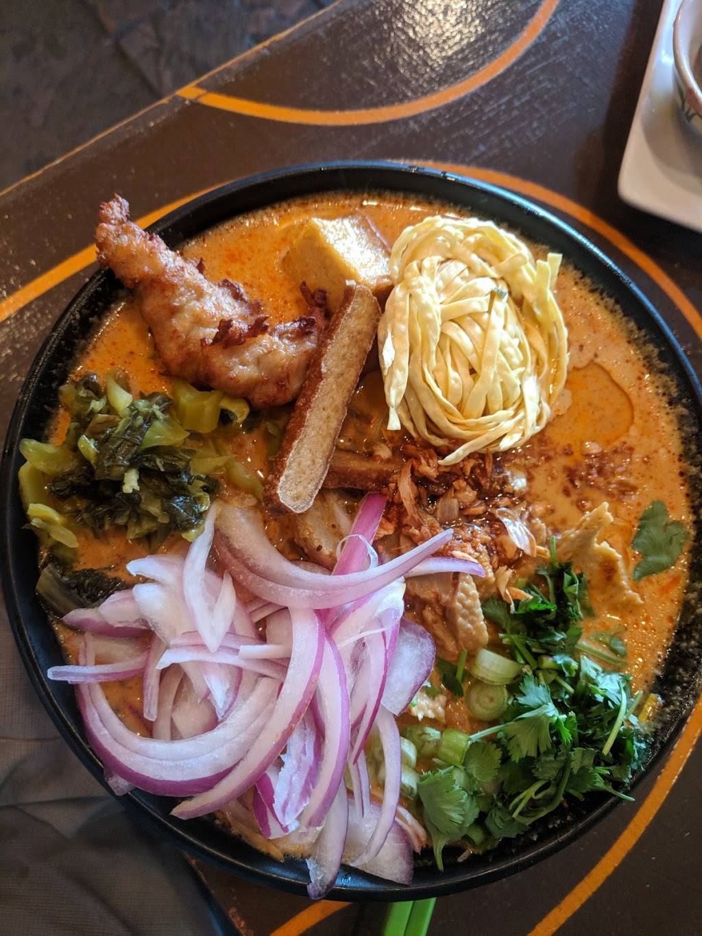 Neecha Thai Cuisine | restaurant | 3236 Grand Ave, Oakland, CA 94610, USA | 5104519419 OR +1 510-451-9419