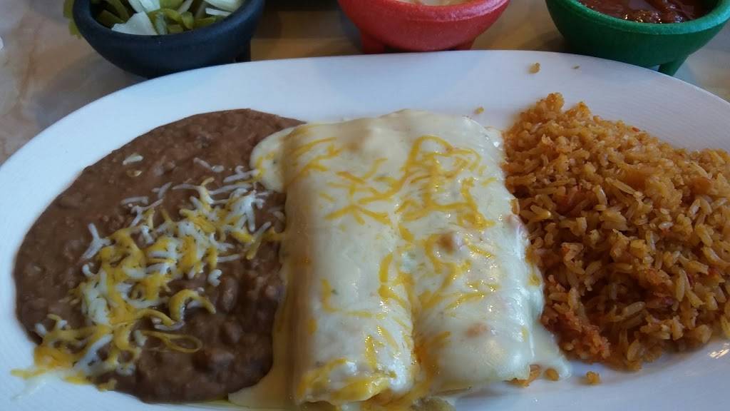 La Salsa Grille | restaurant | 2329 N Meridian Ave, Oklahoma City, OK 73107, USA | 4056045419 OR +1 405-604-5419