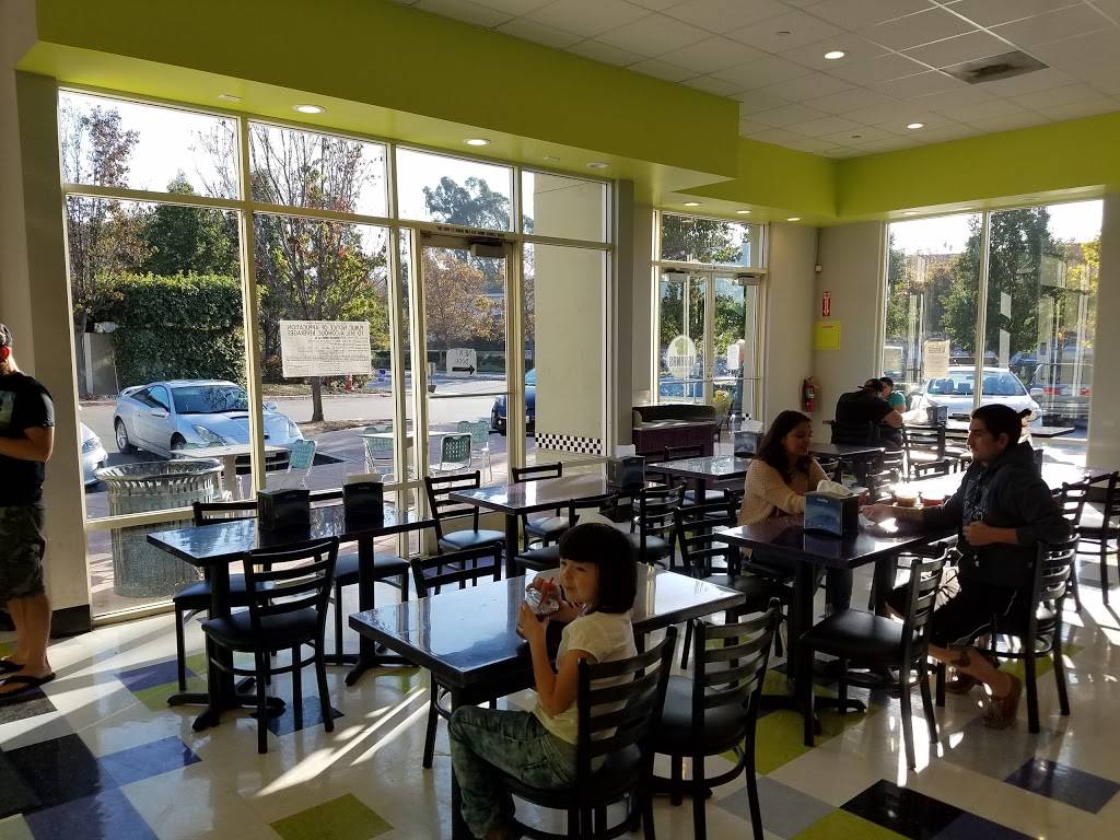 Iguanas Burritozilla | restaurant | 4848 San Felipe Rd, San Jose, CA 95135, USA | 6692663100 OR +1 669-266-3100