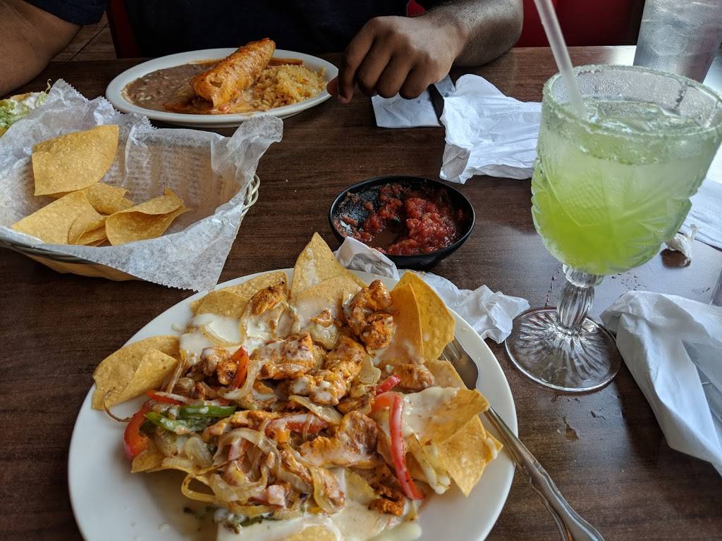 Chylacas | restaurant | 20 Bullsboro Dr, Newnan, GA 30263, USA | 7702526821 OR +1 770-252-6821