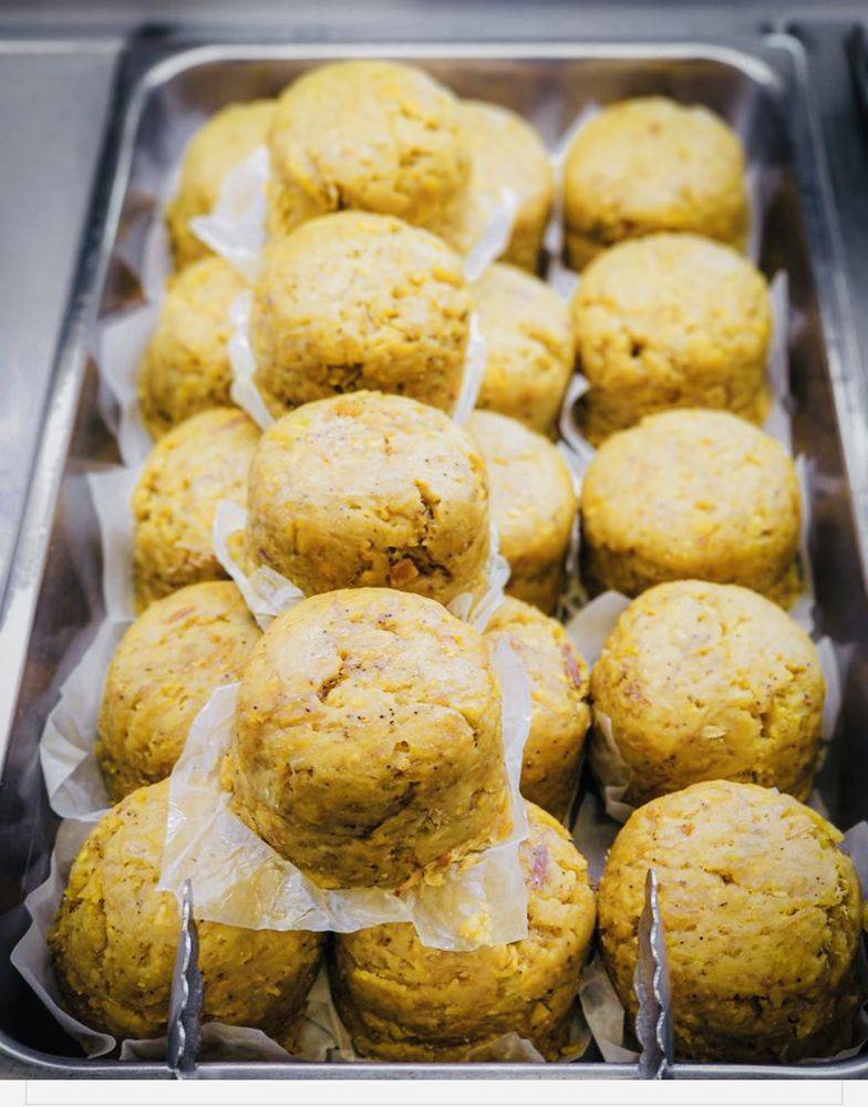 Lechonera Latina | cafe | 11229 E Colonial Dr #110, Orlando, FL 32817, USA | 4072076903 OR +1 407-207-6903