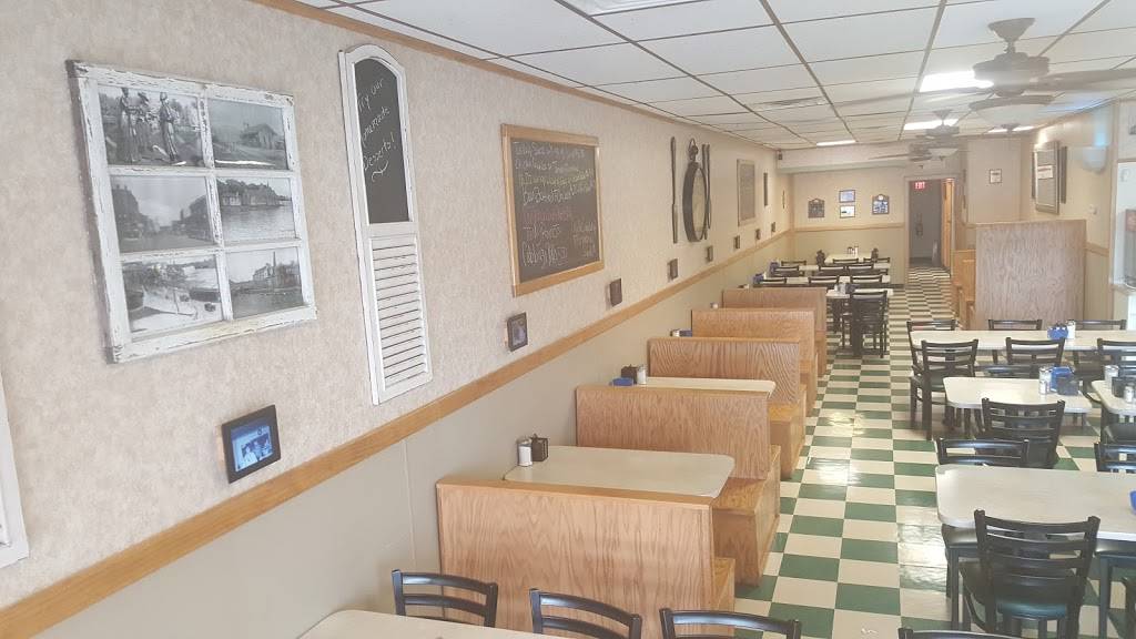 Pennys Place Family Restaurant | restaurant | 2109 route 5&20 liberty plaza, Seneca Falls, NY 13148, USA | 3155688746 OR +1 315-568-8746