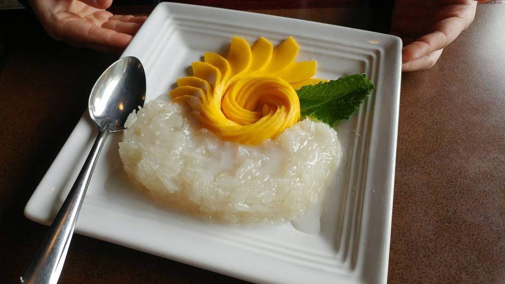 Classic Thai Cuisine | restaurant | 7202 SE Milwaukie Ave, Portland, OR 97202, USA | 5032368116 OR +1 503-236-8116