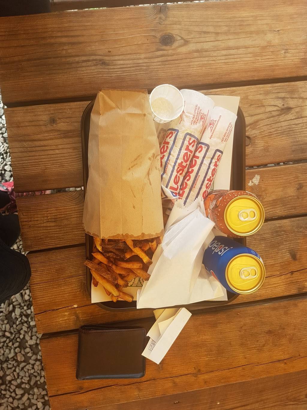 Casse Croûte Chez France | restaurant | RR 1, 916 Chemin du Lac Supérieur, Lac-Supérieur, QC J0T 1J0, Canada | 8196886168 OR +1 819-688-6168