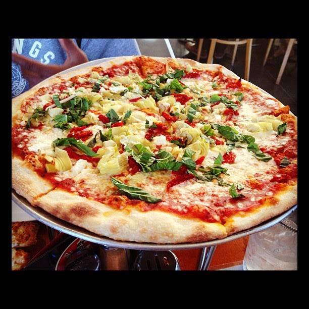 Lanesplitter Pizza & Pub | restaurant | 2033 San Pablo Ave, Berkeley, CA 94702, USA | 5108451652 OR +1 510-845-1652