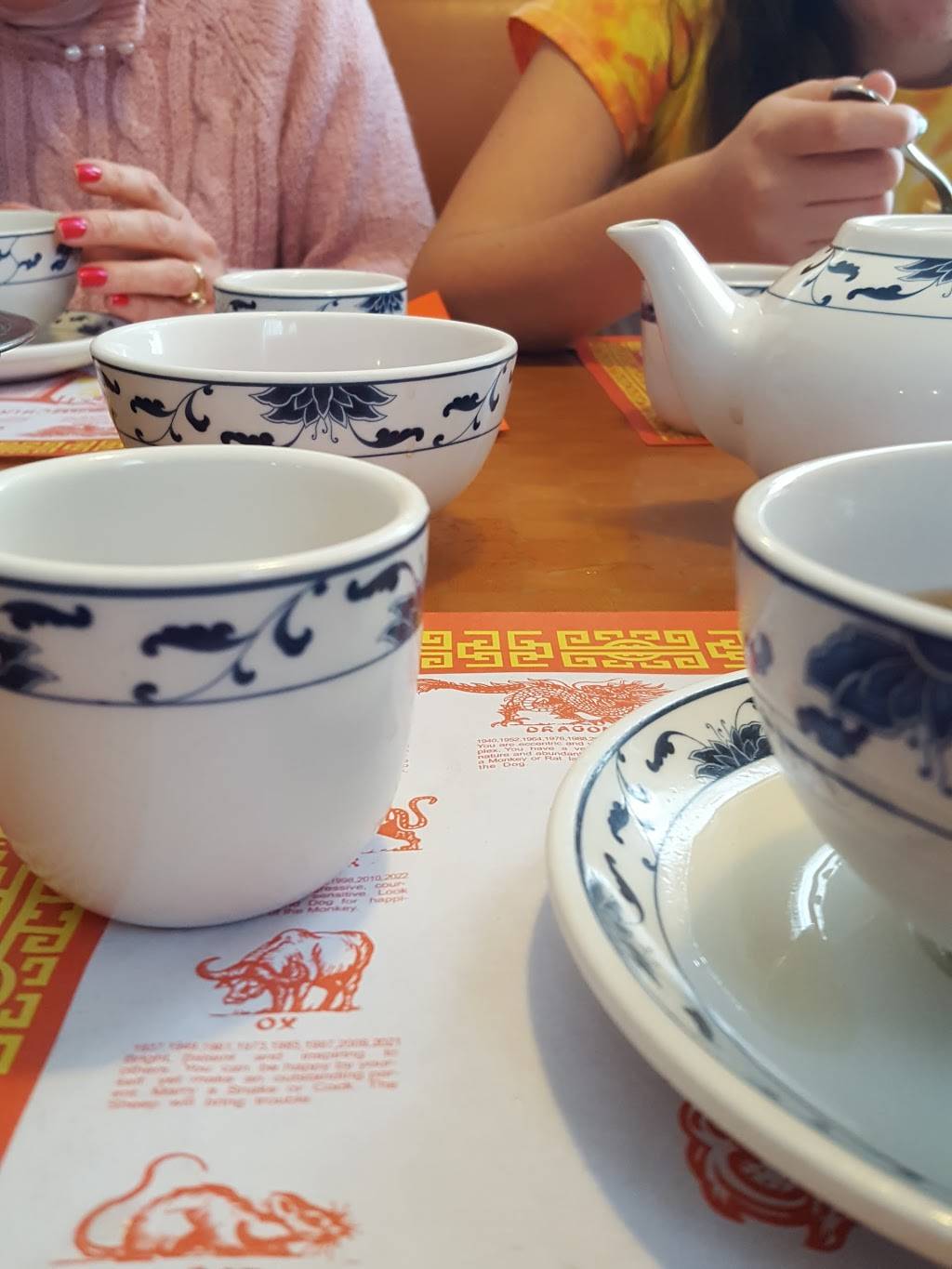 Lee PO Chinese Kitchen | restaurant | 1066 Farmington Ave, Bristol, CT 06010, USA | 8605891011 OR +1 860-589-1011