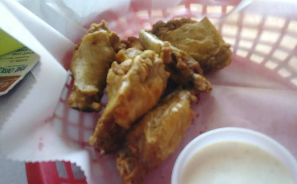 Office Sports Bar & Grill | restaurant | 1919 W Iles Ave, Springfield, IL 62704, USA | 2175460580 OR +1 217-546-0580