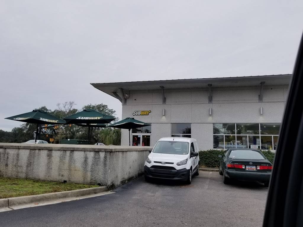 Subway Restaurants | restaurant | Exxon Gas/Tiger Express C-Stor, 2265 Boundary St Suite B, Beaufort, SC 29902, USA | 8433220100 OR +1 843-322-0100
