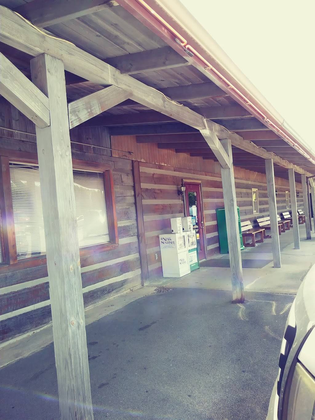 Harvest Family Restaurant | restaurant | 3124 W Andrew Johnson Hwy, Greeneville, TN 37743, USA | 4237988001 OR +1 423-798-8001