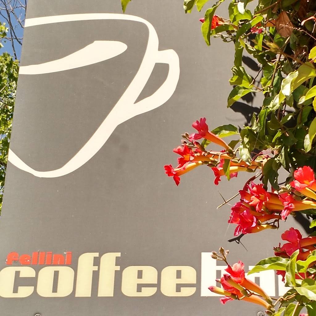 Fellini | restaurant | 1401 University Ave, Berkeley, CA 94702, USA | 5108415200 OR +1 510-841-5200