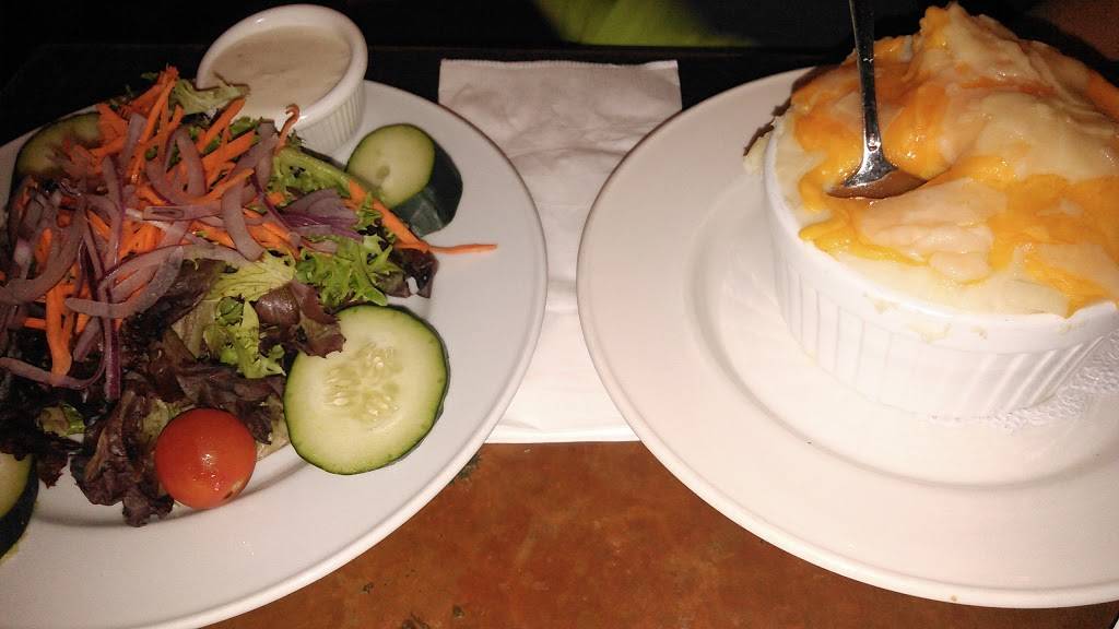 Stout Public House | restaurant | 1125 Sixth Ave, San Diego, CA 92101, USA | 6197027933 OR +1 619-702-7933