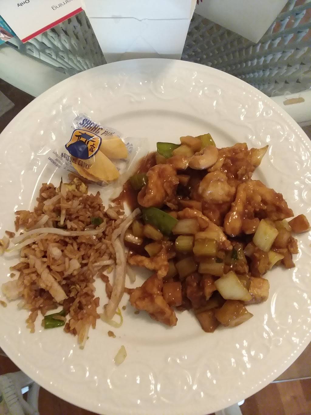 Lai Inn Restaurant | restaurant | 9350 Ensign Ave S, Bloomington, MN 55438, USA | 9528297226 OR +1 952-829-7226