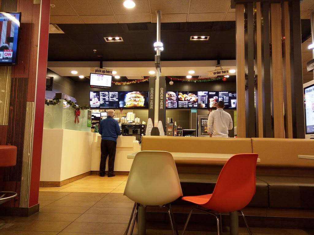 McDonalds | cafe | 11500 SW 88th St, Miami, FL 33156, USA | 3055952347 OR +1 305-595-2347