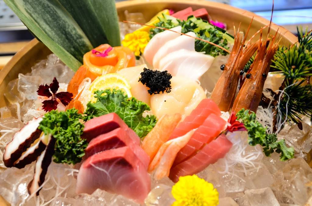 Shiawase Japanese Restaurant | restaurant | 3422 N Broadway, Chicago, IL 60657, USA | 7738838888 OR +1 773-883-8888