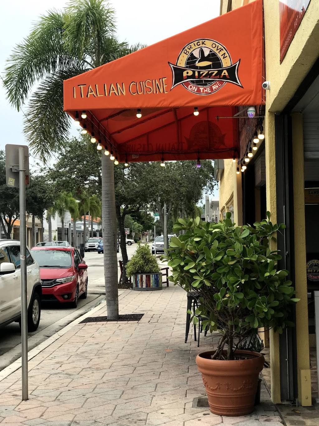 Brick Oven Pizza On The Ave | restaurant | 726 Lake Ave, Lake Worth, FL 33460, USA | 5616195007 OR +1 561-619-5007