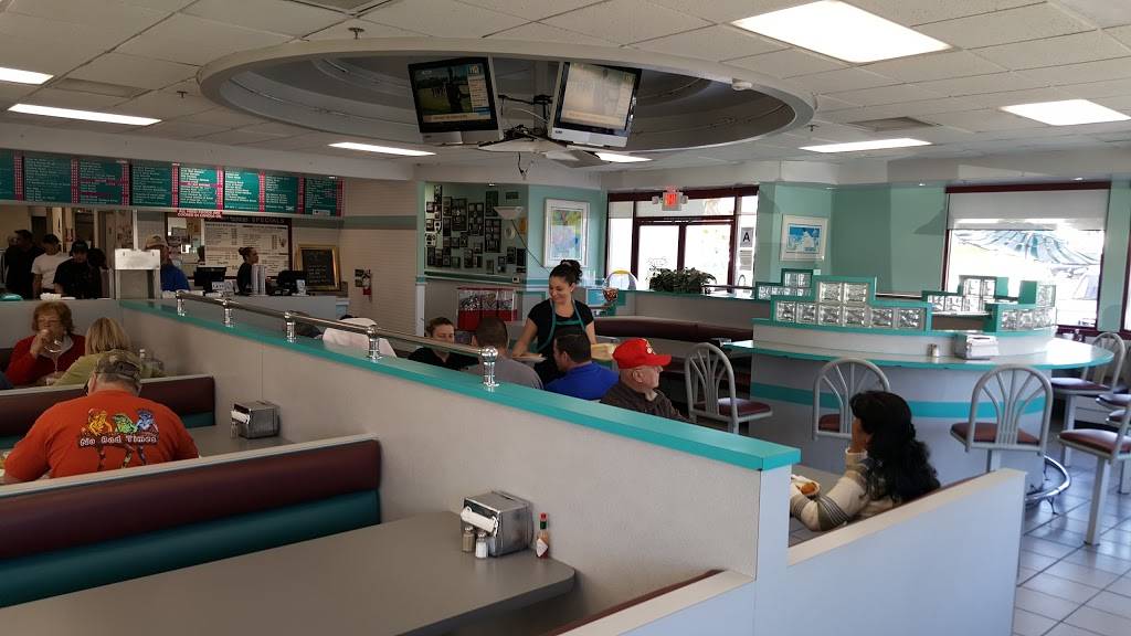 Siggys Restaurant | restaurant | 26820 Jefferson Ave, Murrieta, CA 92562, USA | 9516960119 OR +1 951-696-0119