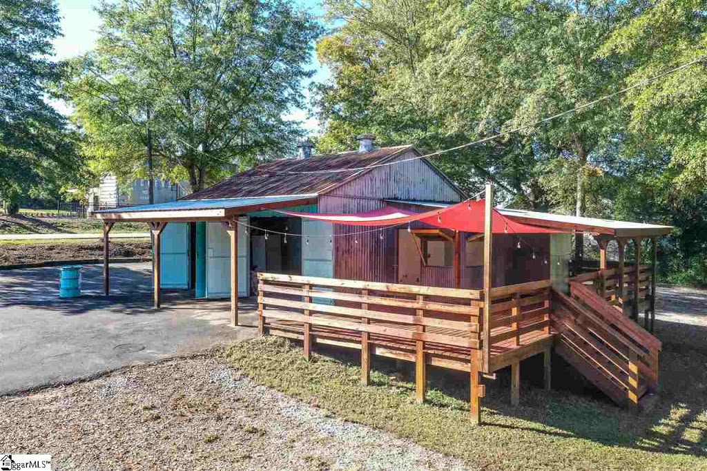 Pedaln Shak | restaurant | 121 Railroad St, Pickens, SC 29671, USA | 8646336329 OR +1 864-633-6329