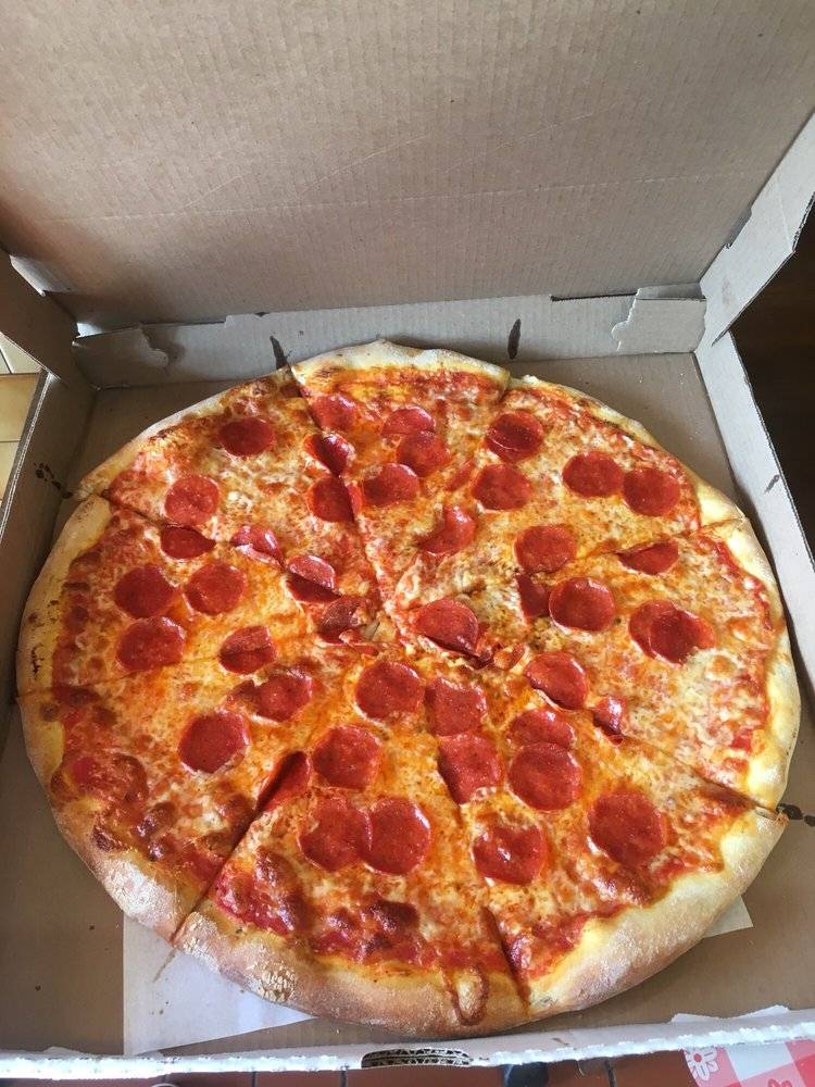 Genovese | restaurant | 20 Central Ct, Valley Stream, NY 11580, USA | 5168256605 OR +1 516-825-6605