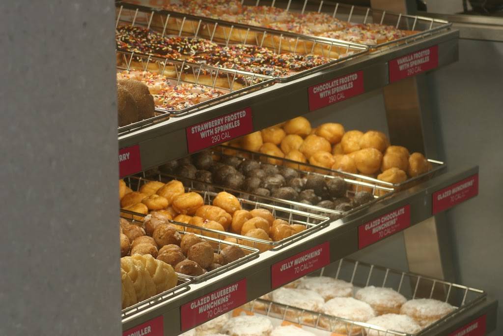 Dunkin | bakery | 8394 Colerain Ave, Cincinnati, OH 45239, USA | 5132462013 OR +1 513-246-2013