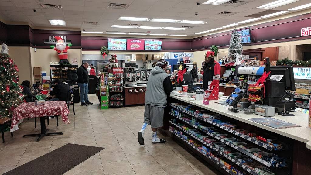 Caseys | meal takeaway | 105 Grand Ave, West Des Moines, IA 50265, USA | 5152777765 OR +1 515-277-7765