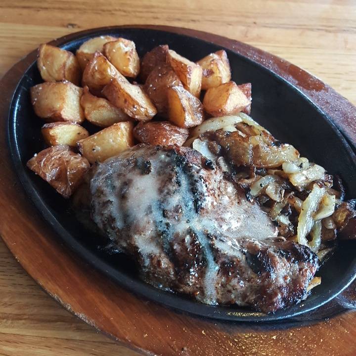 Applebees Grill + Bar | restaurant | 1039 W Tunnel Blvd, Houma, LA 70360, USA | 9858517100 OR +1 985-851-7100