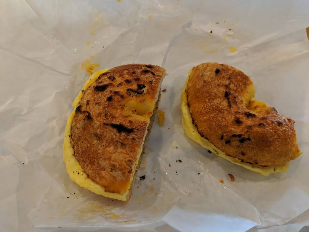 The Bagel Bakery | restaurant | 130 Country Club Gate Center, Pacific Grove, CA 93950, USA | 8316496272 OR +1 831-649-6272