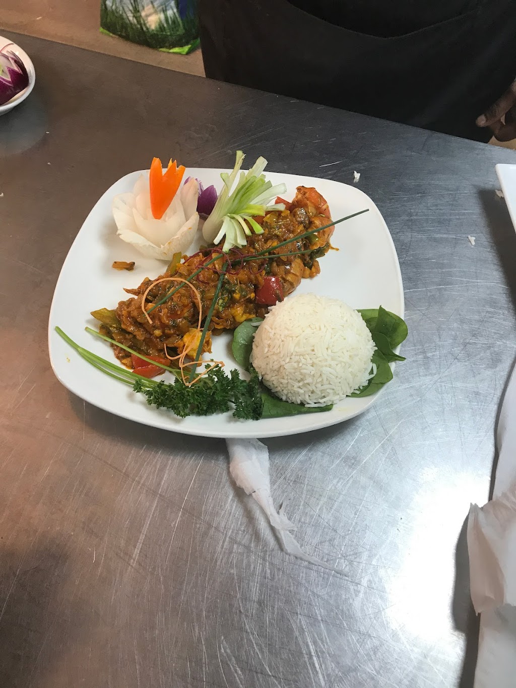 Pink Garlic Indian Cuisine | restaurant | 26661 Coolidge Hwy, Oak Park, MI 48237, USA | 2488086495 OR +1 248-808-6495