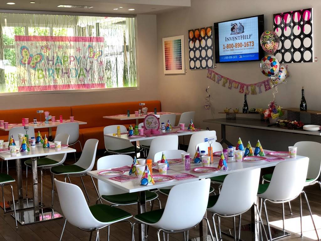 Elia Cafe at Pinecrest | restaurant | 5855 SW 111th St, Miami, FL 33156, USA | 3056398286 OR +1 305-639-8286