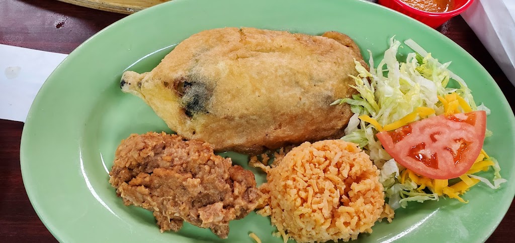 Molcajetes Restaurant | restaurant | 808 Ave G, Del Rio, TX 78840, USA | 8303097060 OR +1 830-309-7060