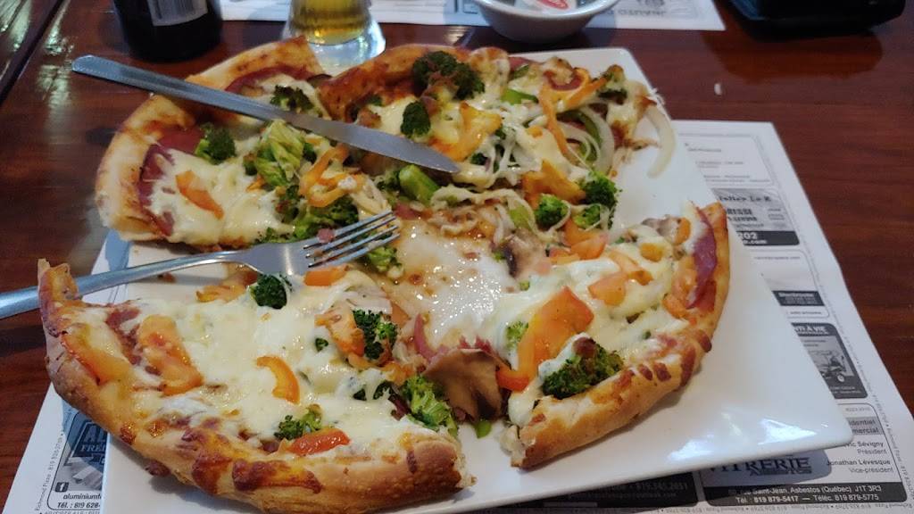 Restaurant Richmond Pizza | restaurant | 187 Rue Principale Nord, Richmond, QC J0B 2H0, Canada | 8198263769 OR +1 819-826-3769