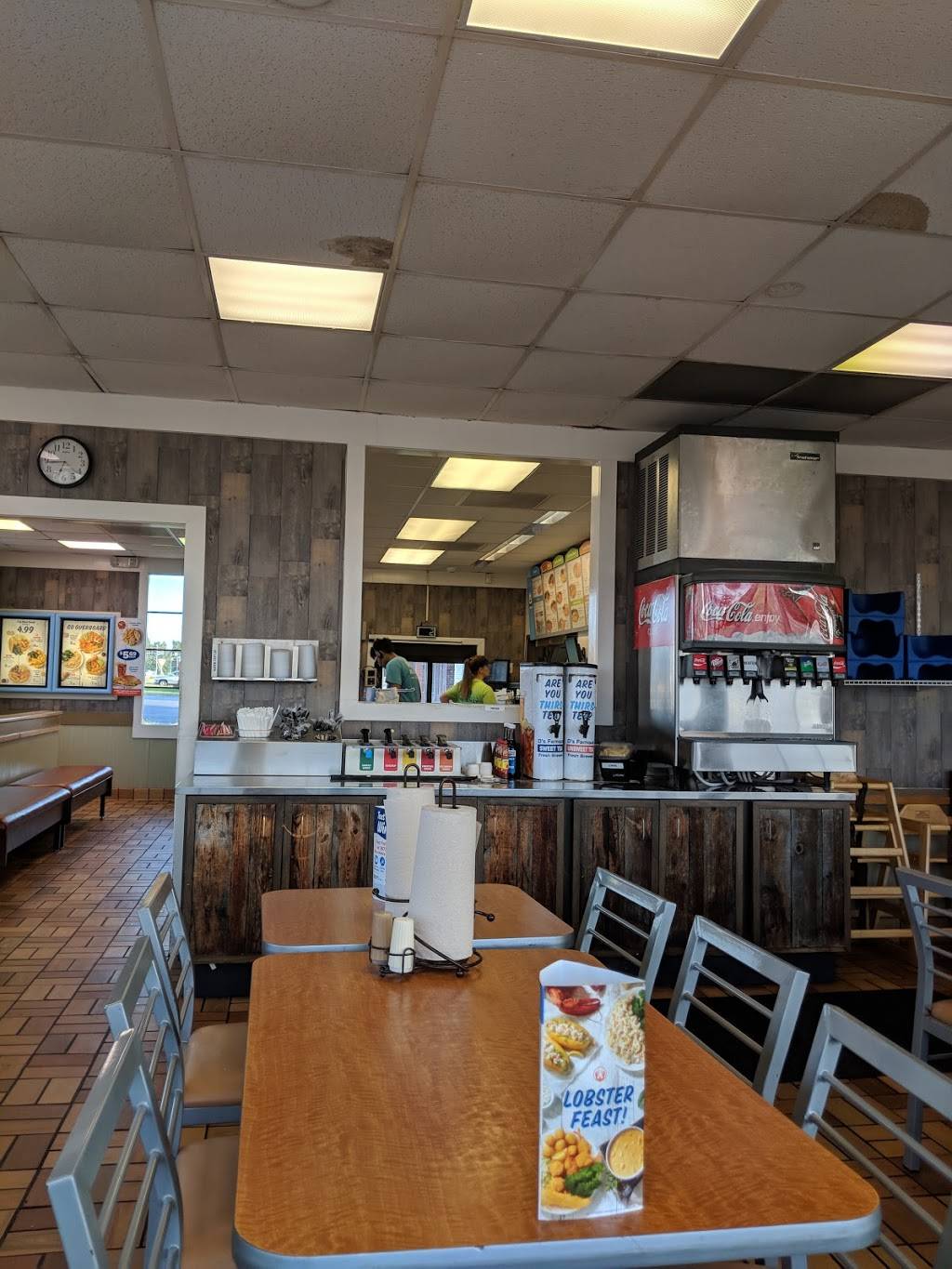 Captain Ds | restaurant | 1731 S Jefferson Ave, Lebanon, MO 65536, USA | 4175883397 OR +1 417-588-3397