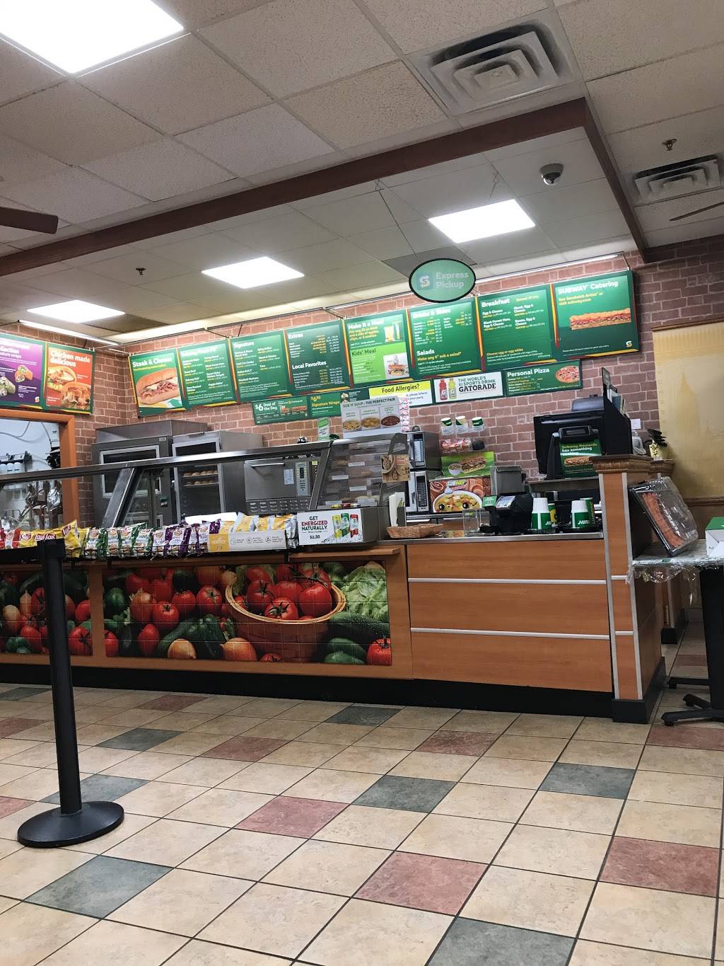Subway | restaurant | 111 Lenox St, Norwood, MA 02062, USA | 7814400048 OR +1 781-440-0048