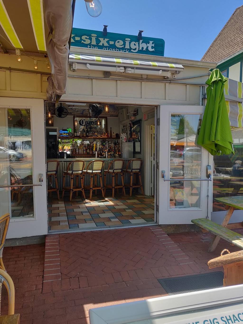 668 The Gig Shack | restaurant | 782 Main St, Montauk, NY 11954, USA | 6316682727 OR +1 631-668-2727